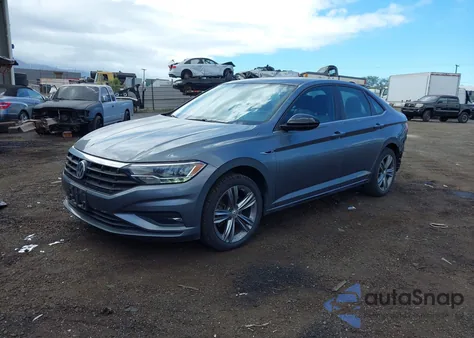 2019 Volkswagen Jetta 1.4T R-Line/1.4T S/1.4T Se z USA, uszkodzony, nr VIN 3VWC57BU7KM058241